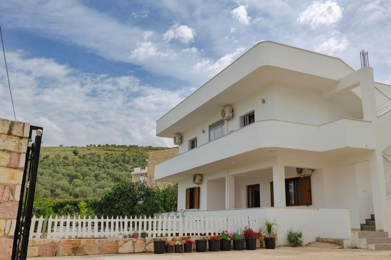 Violeta Apartments Ксамил Екстериор снимка