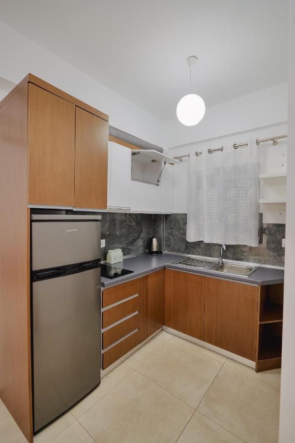 Violeta Apartments Ксамил Екстериор снимка