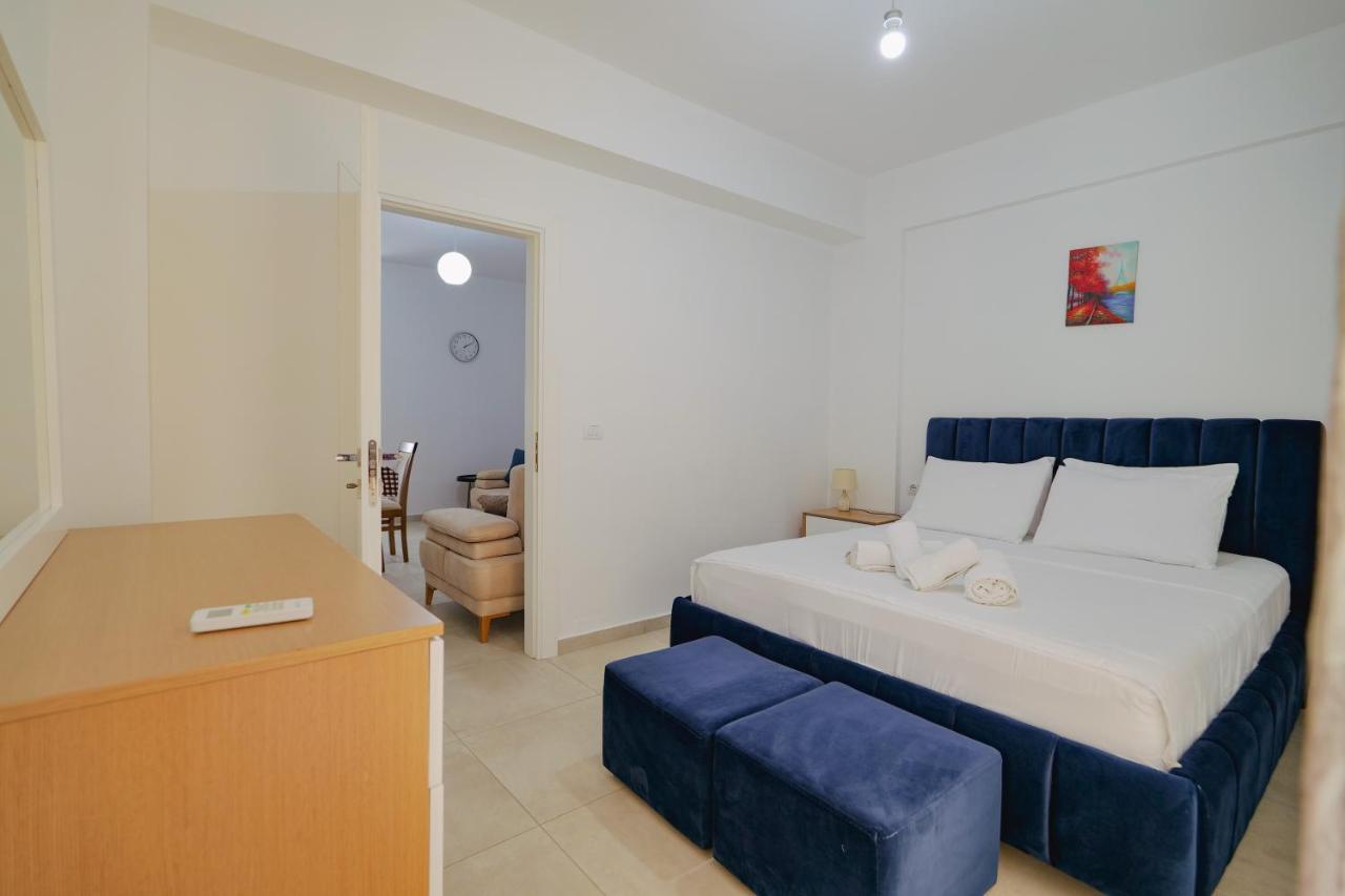 Violeta Apartments Ксамил Екстериор снимка