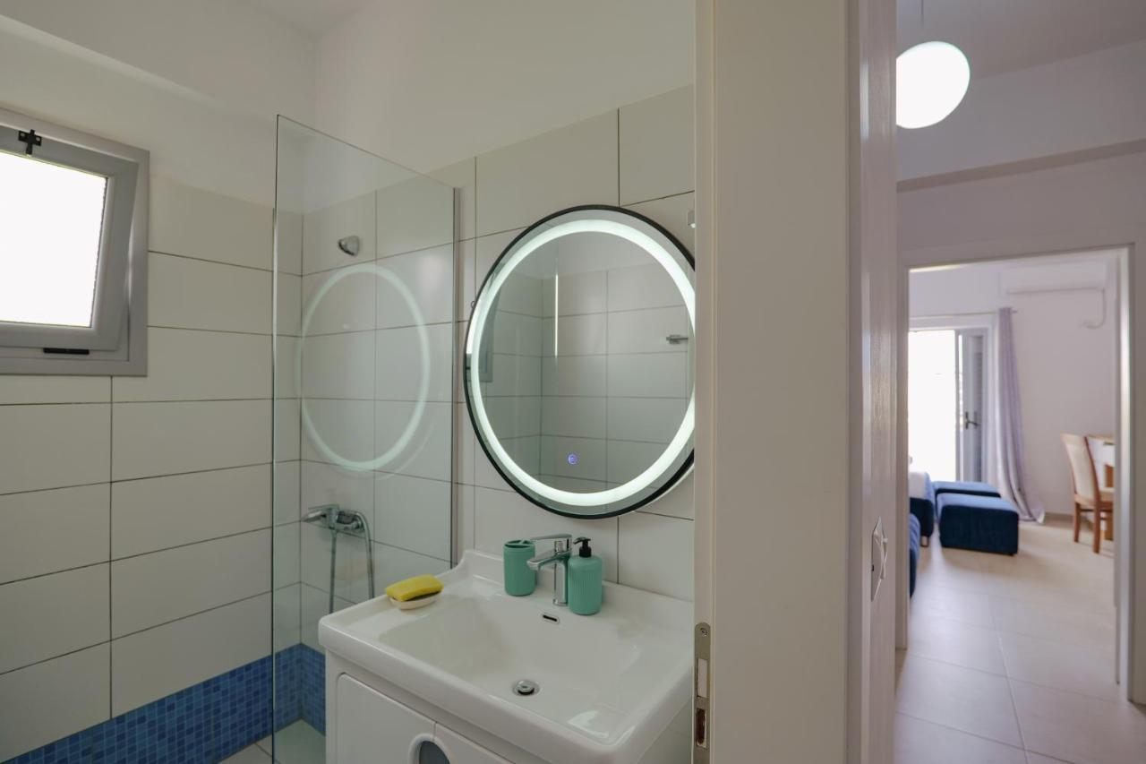 Violeta Apartments Ксамил Екстериор снимка